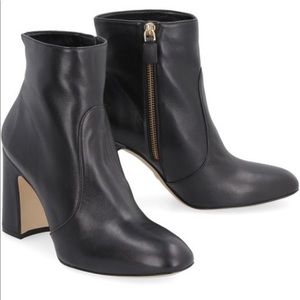 STUART WEITZMAN Nell Bootie